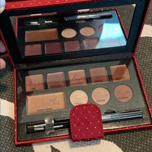 Vintage Victoria’s Secret Make-up Kit.